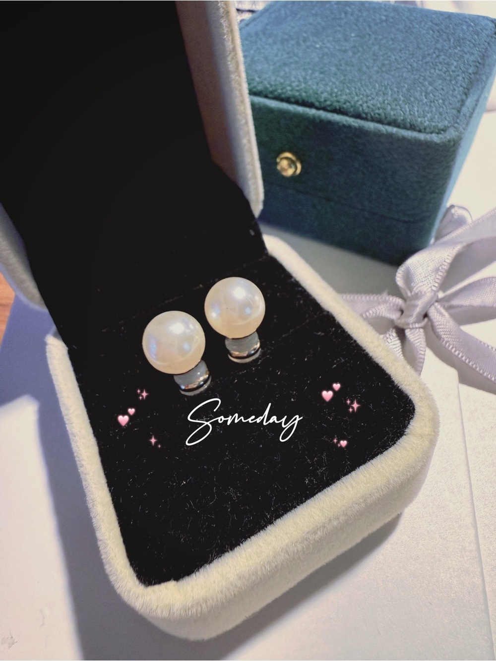 ✨ Classic 10mm Pearl Stud Earrings ✨ - White Pearl